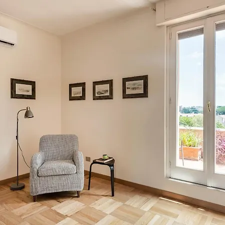 Lungotevere Ripa Luxury