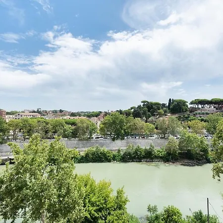 Lungotevere Ripa Luxury Апартаменты
